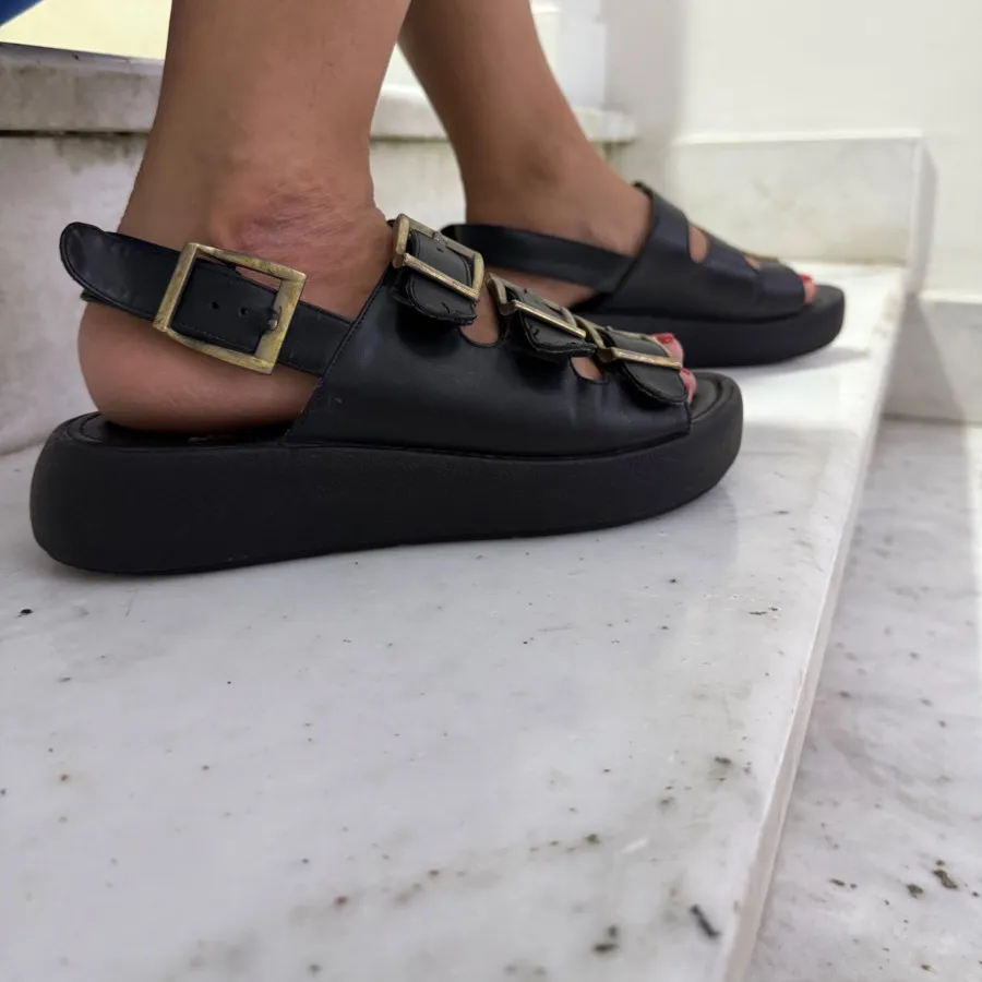 صندل تابستانی چرم