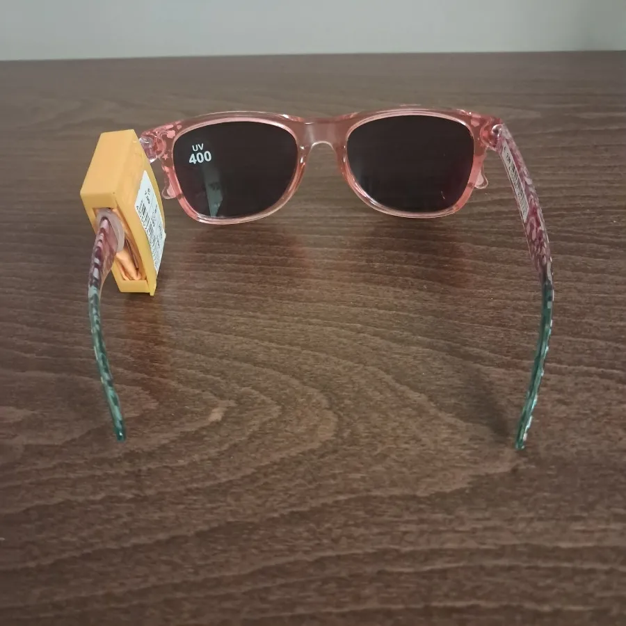 عینک آفتابی دختراته