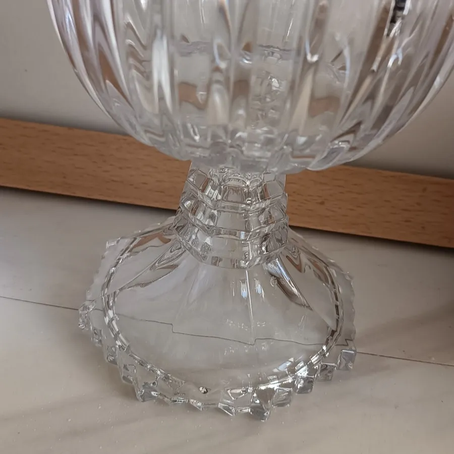 شکلات خوری آجیل خوری