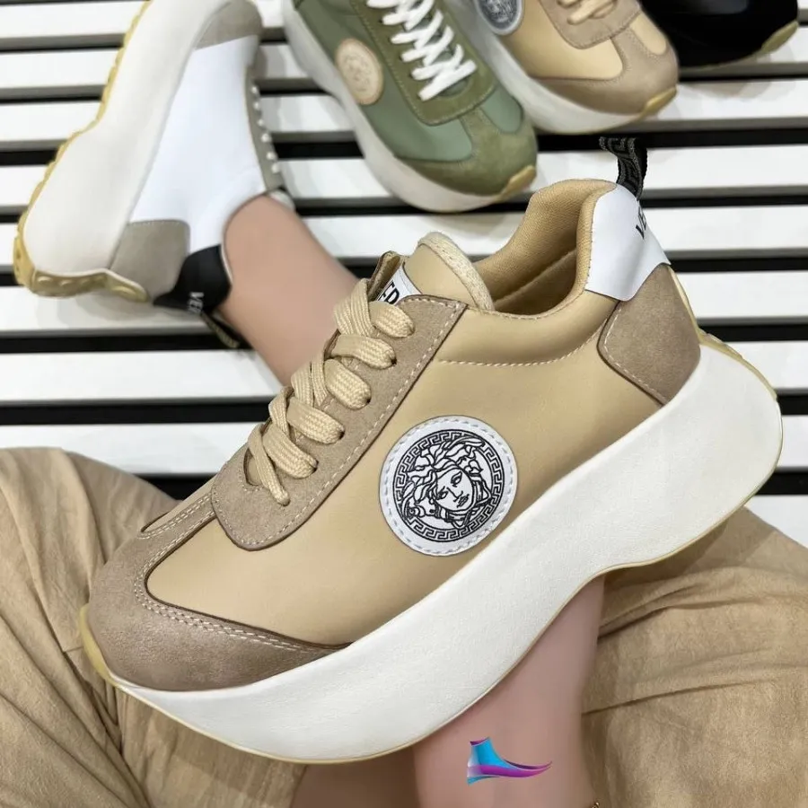 کتونی مدل ورساچه