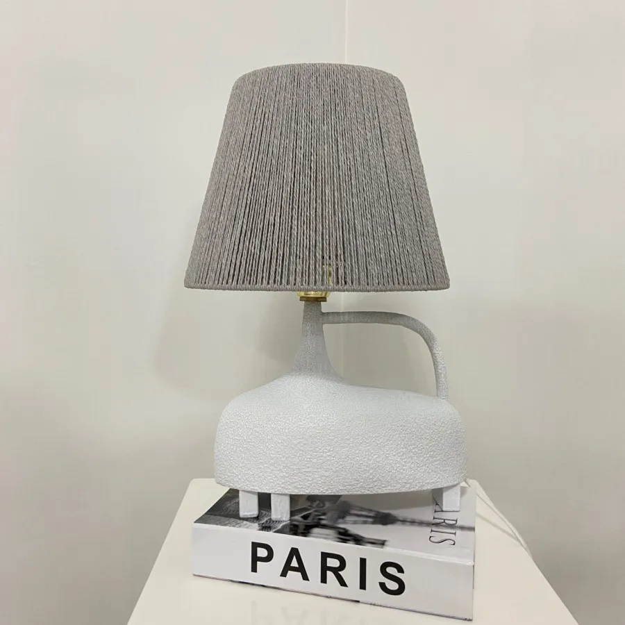 آباژور رومیزی