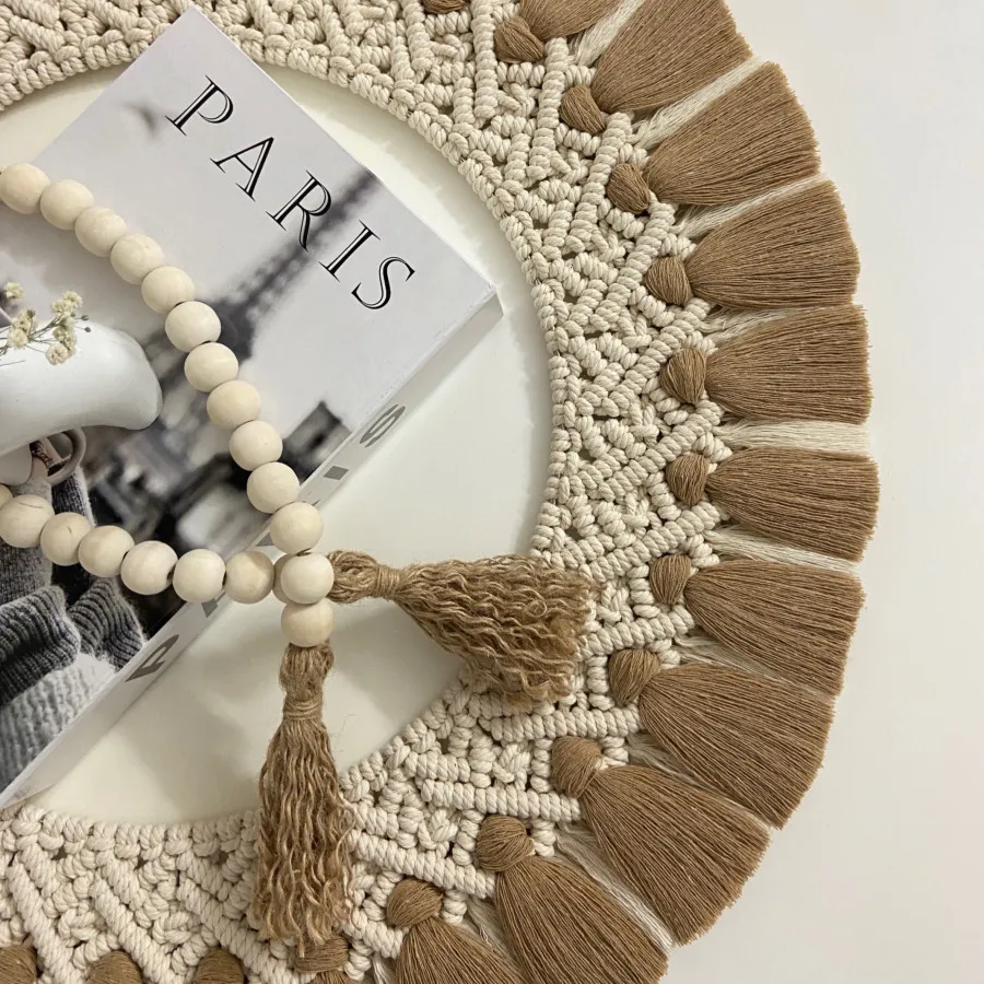 رومیزی گرد مکرومه