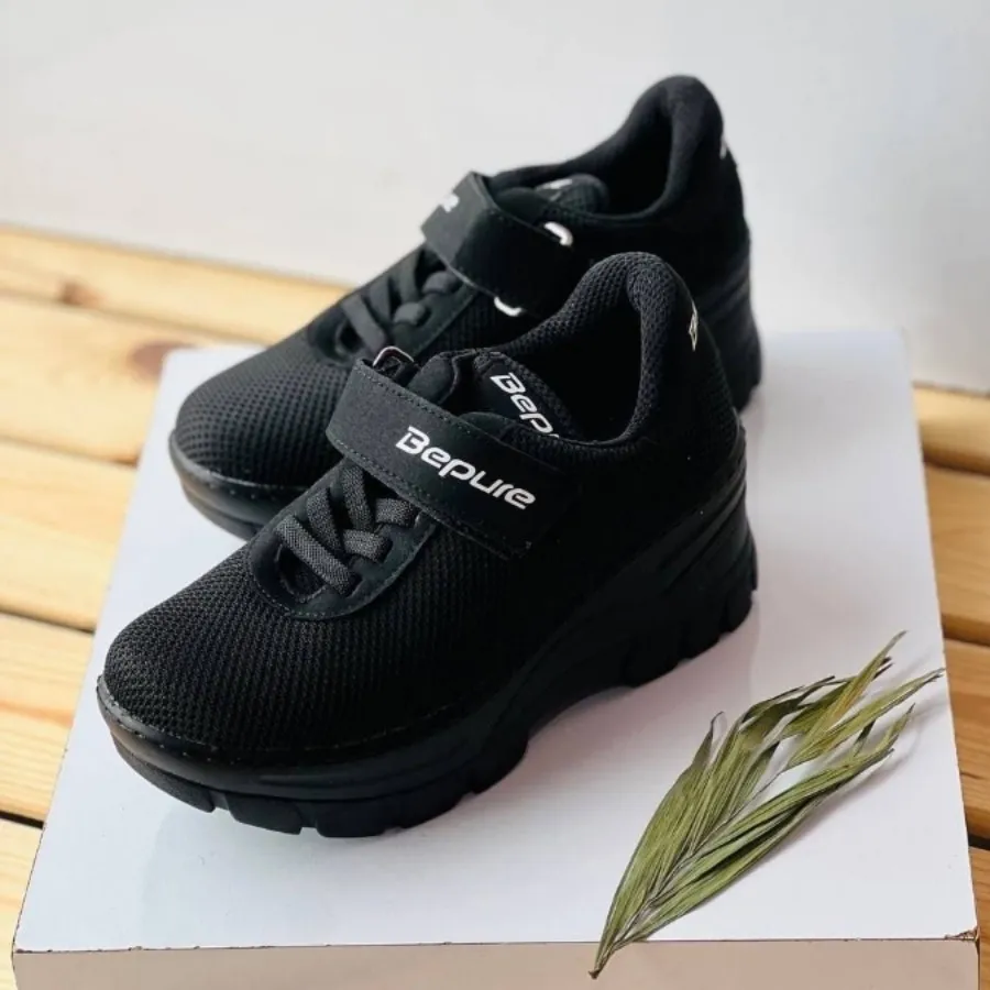 کتونی لژدار چسبی