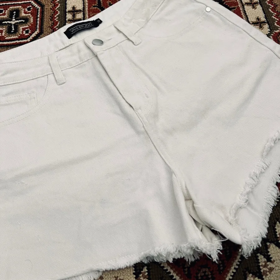 شلوارک جین سفید