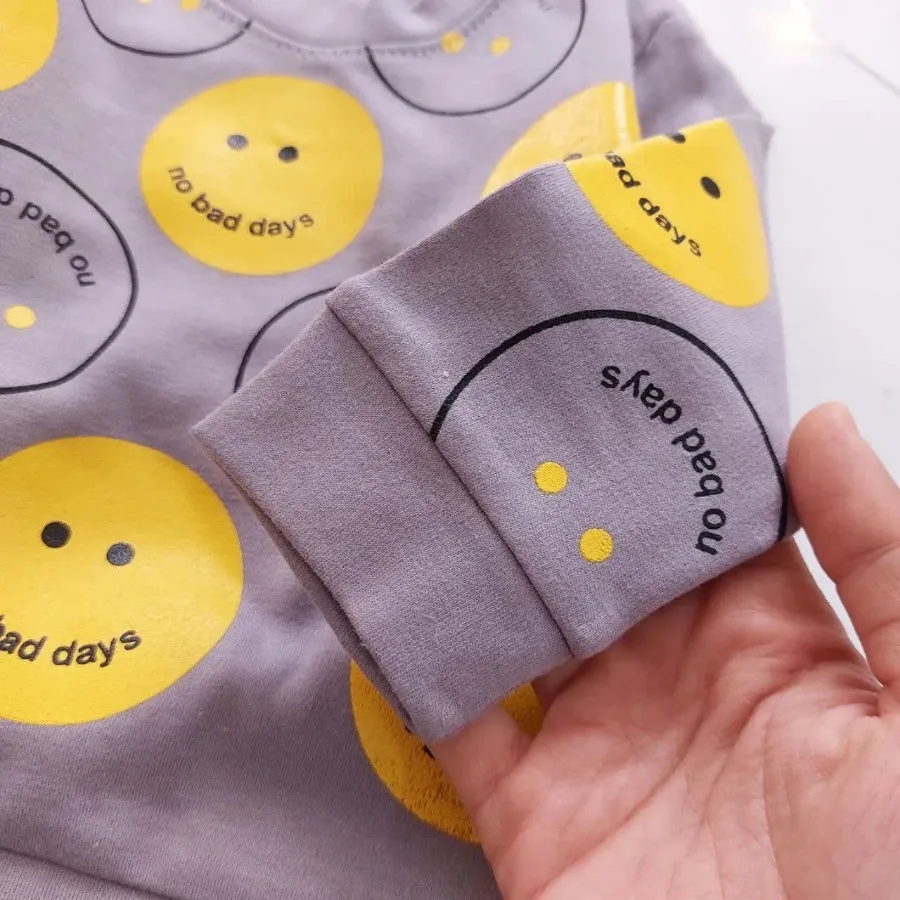 بلوز شلوار اسپورت ایموجی