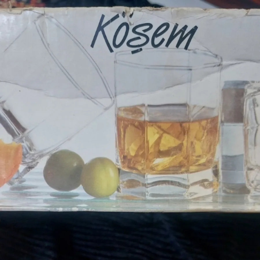 نیم لیوان ترک قدیمی