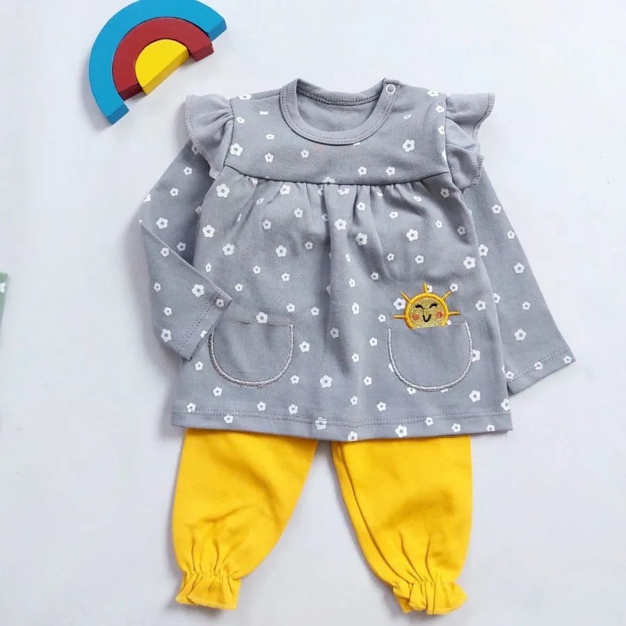 بلوز شلوار گلدار خورشید