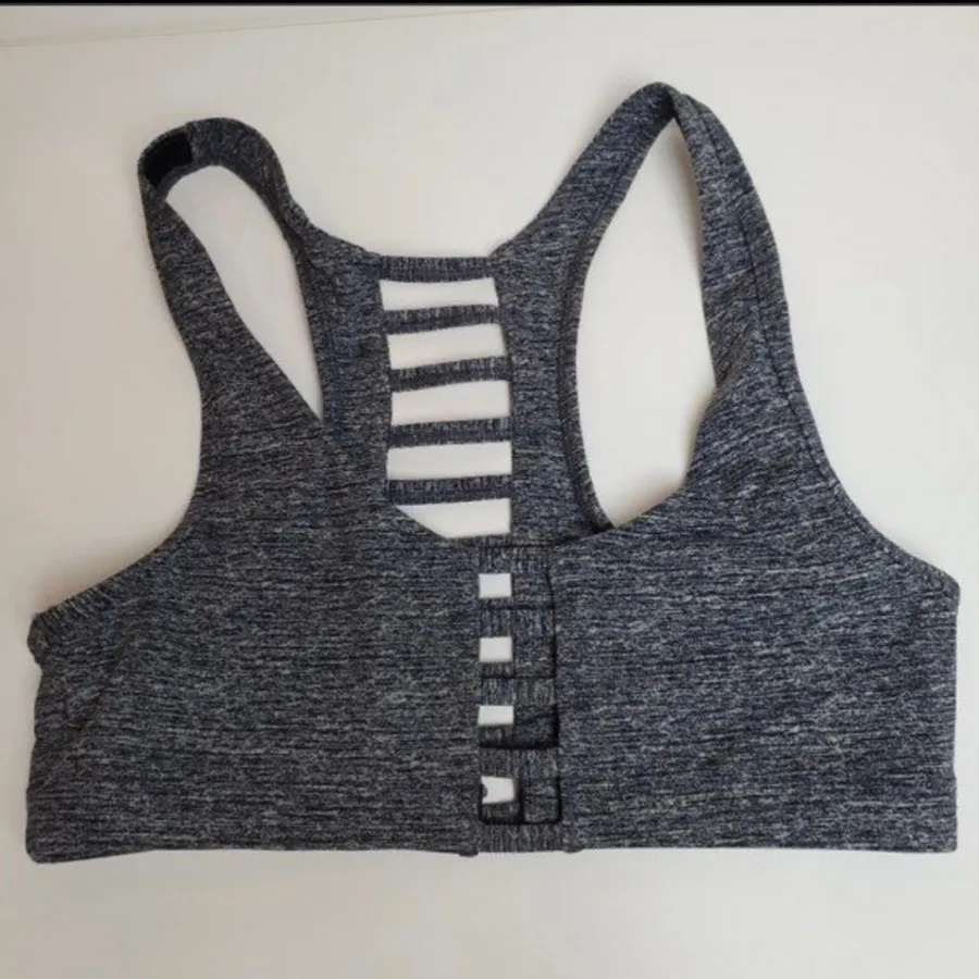 نیمتنه ورزشی ویکتوریاسکرت