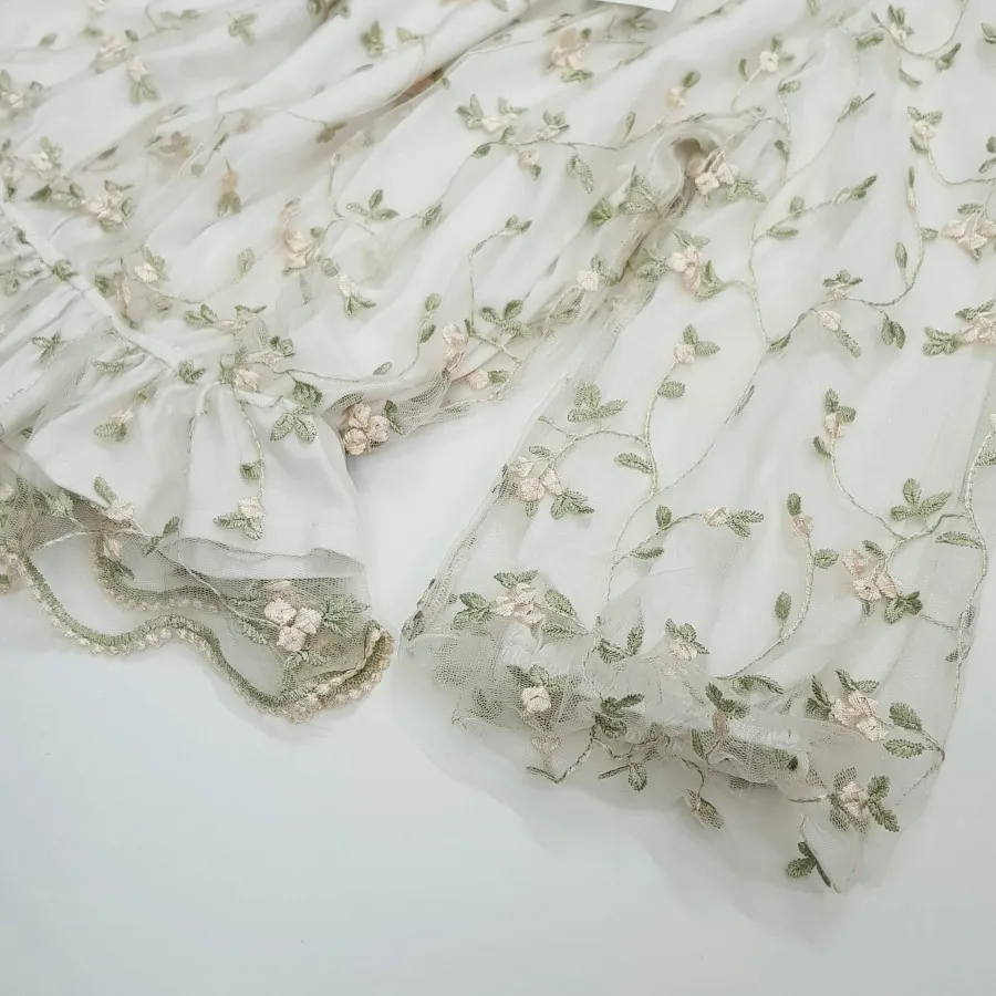 شومیز سفید گلدار زارا