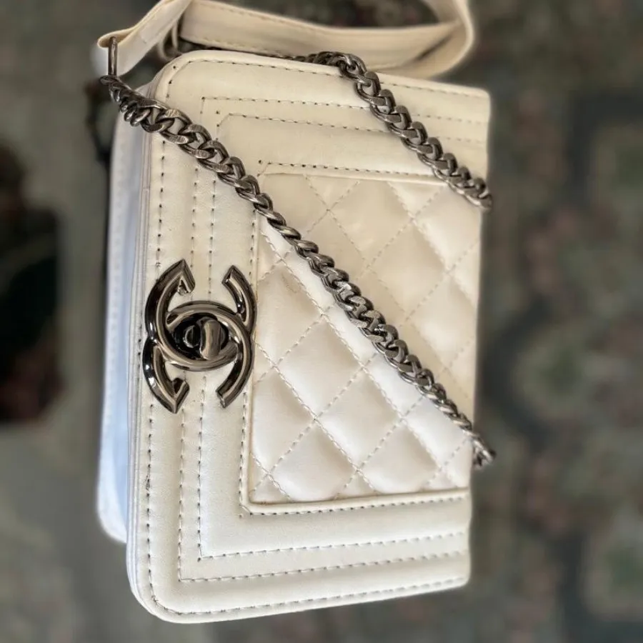 کیف صندوقی سالم ونو