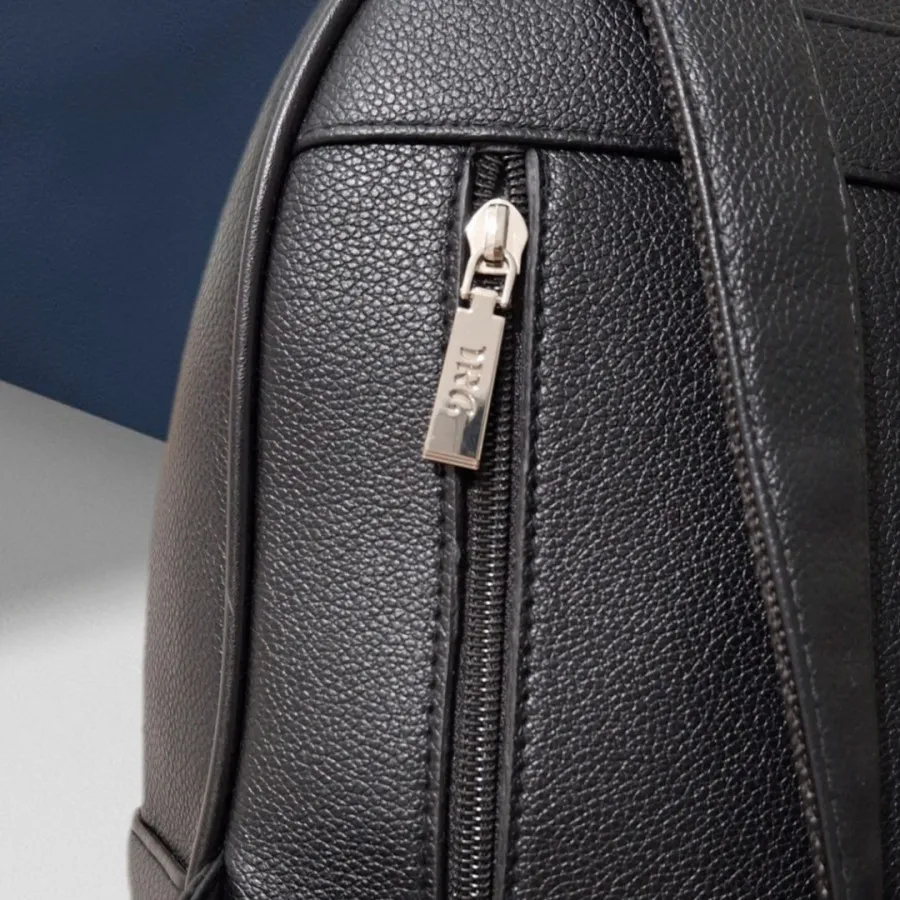 کوله چرم min min