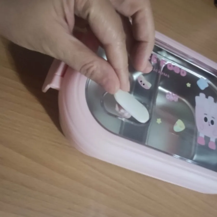 ظرف غذای داخل استیل