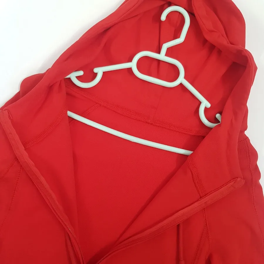 سویشرت نخی لطیف