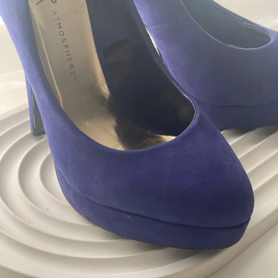 کفش پاشنه دار ابی کاربنی