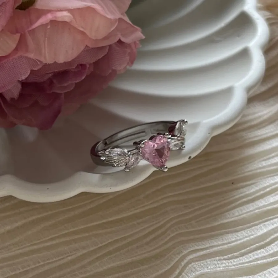 انگشتر قلب نگین صورتی