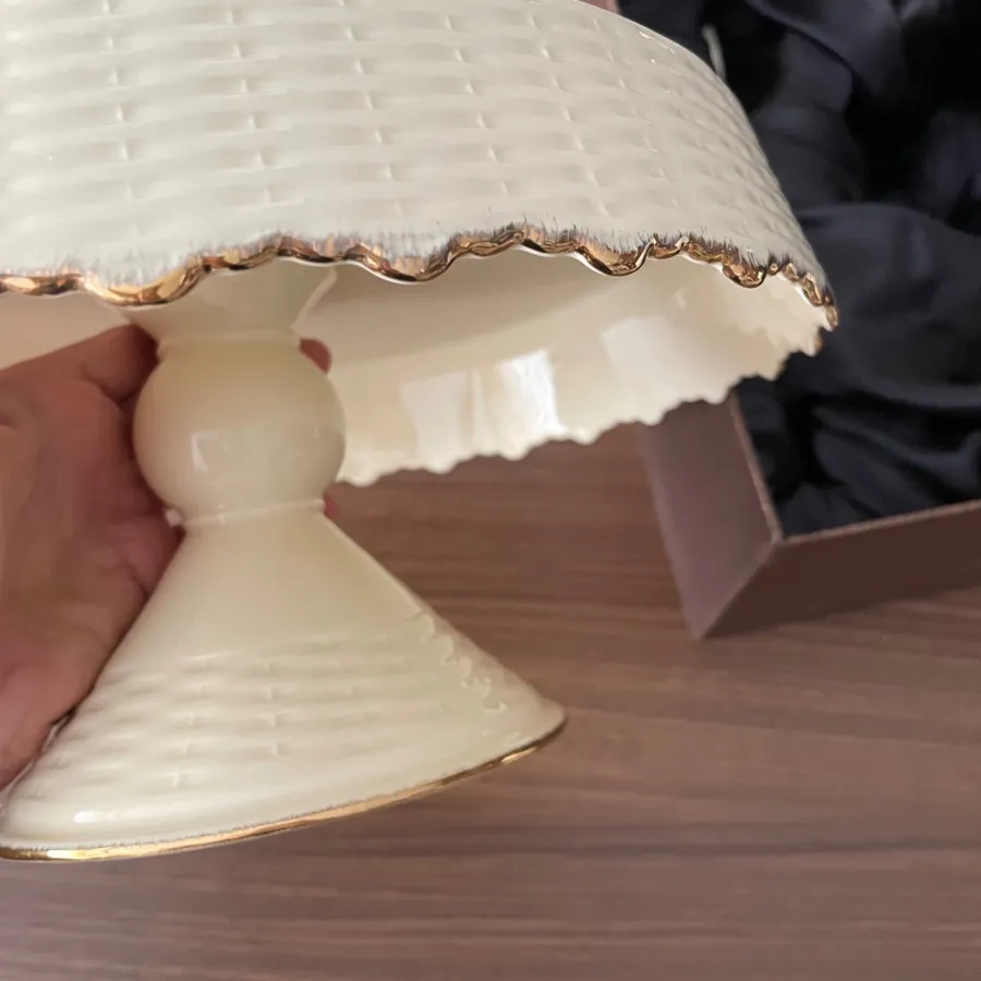 پایه کیک سرامیک