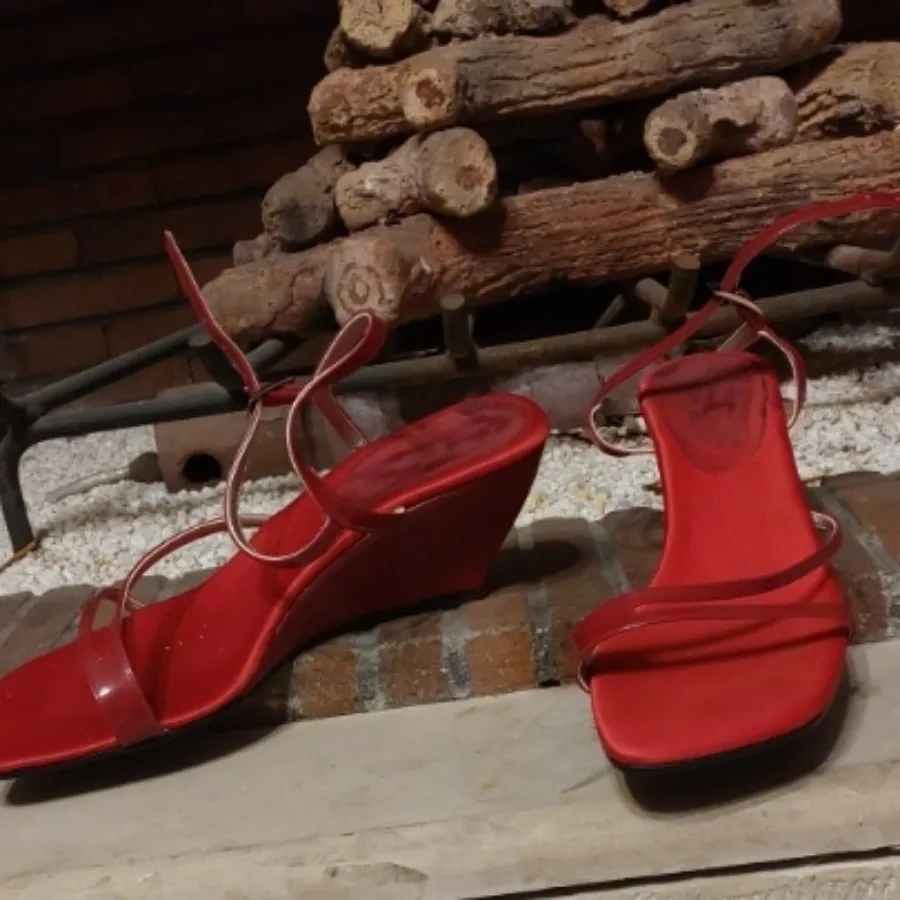 کفش رو باز پاشنه بلند