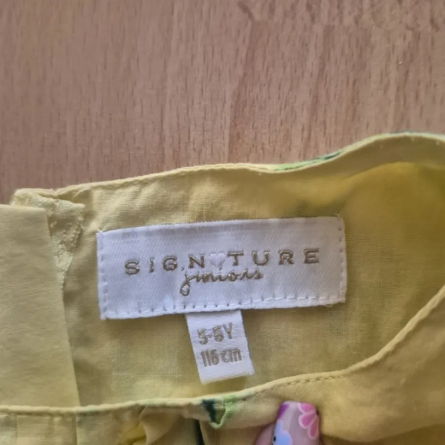 پیراهن سیگنیچر