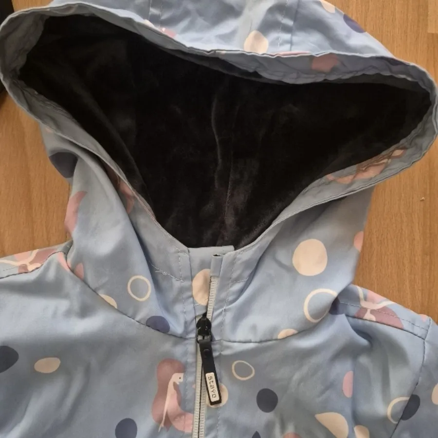 کاپشن بچگانه اسپرت