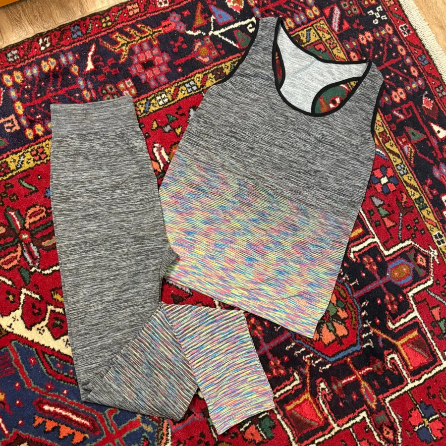 ست تاپ و لگ ورزشی