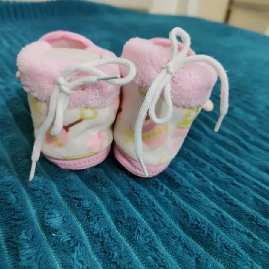 پاپوش نوزادی