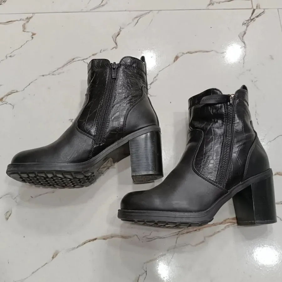 بوت زنانه اورجینال