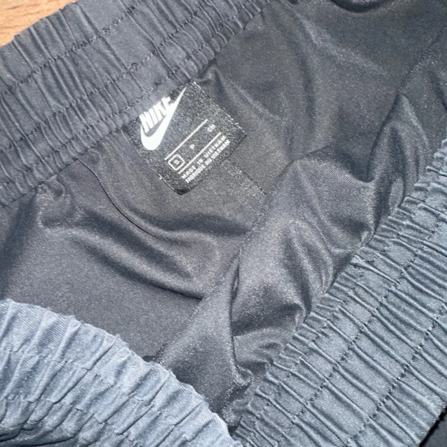 شلوارک نایکی