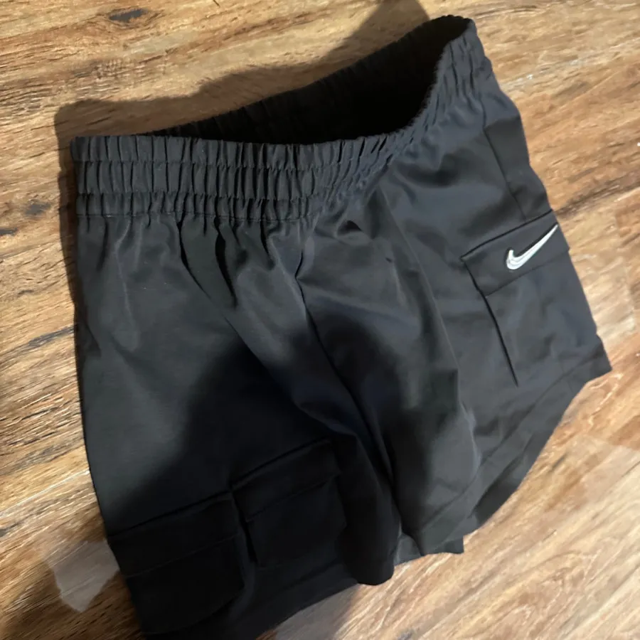 شلوارک نایکی