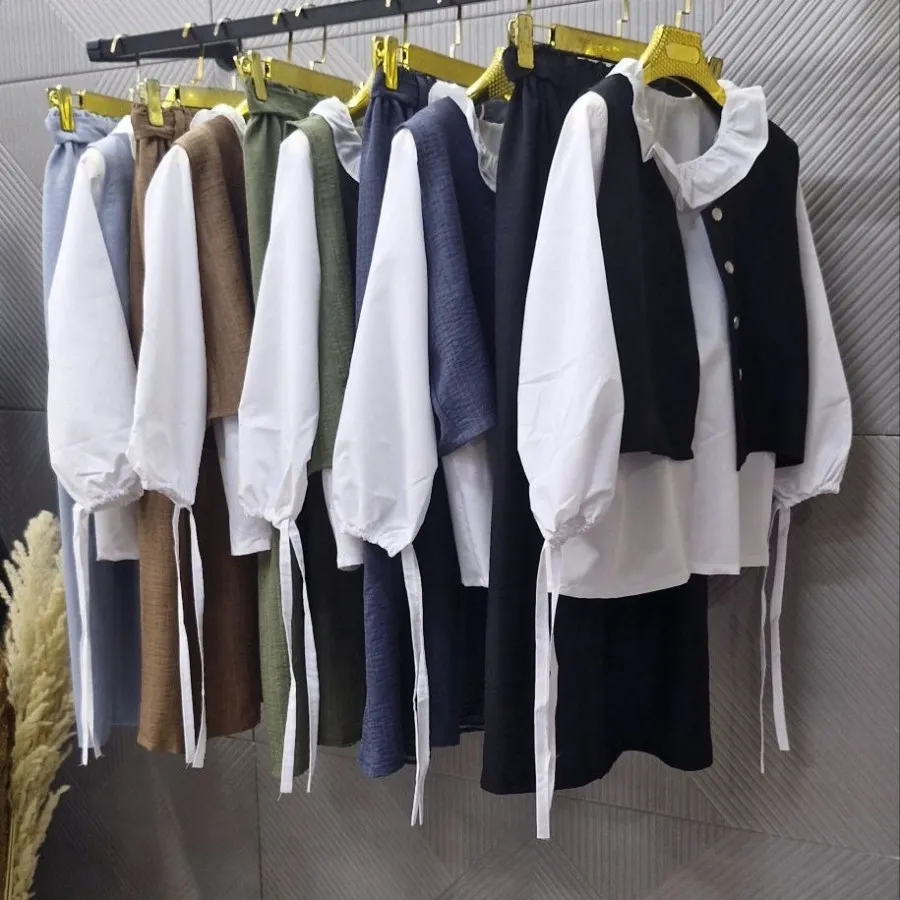 شومیزوجلیقه ودامن