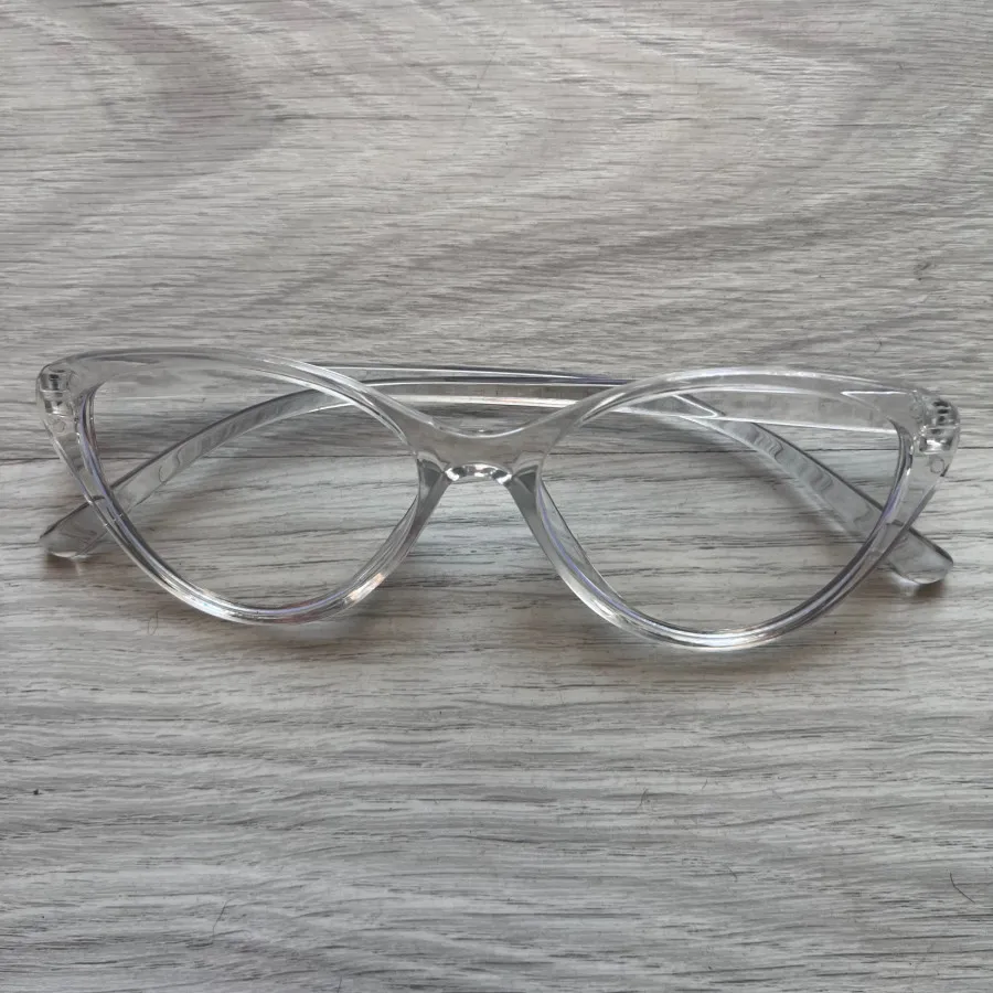 عینک بلوکات بی رنگ