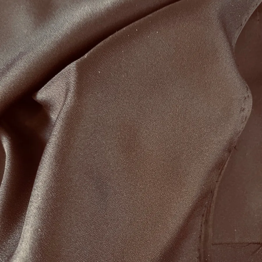 پارچه قهوه ای کرپ قدیمی