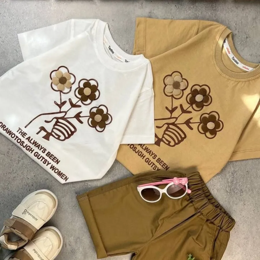 تیشرت و شلوارک