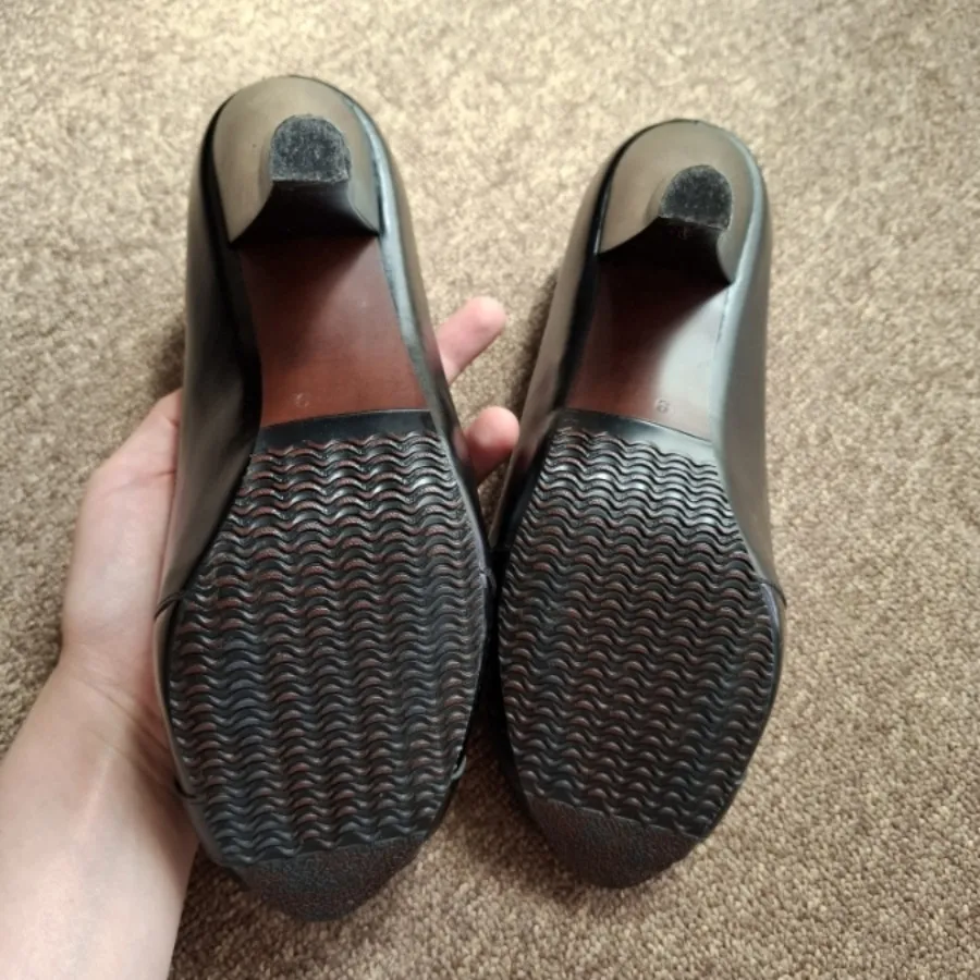 کفش نوین چرم