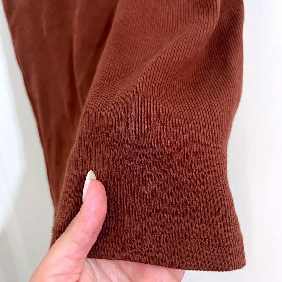 تاپ قهوه ای کبریتی