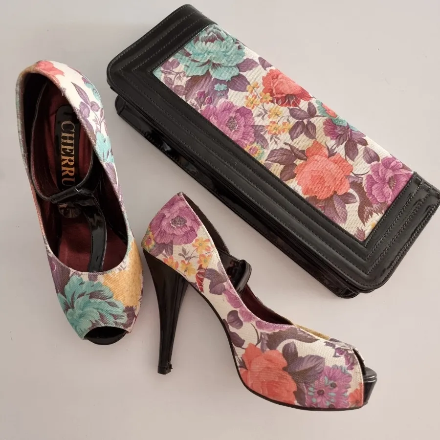 کیف کفش گل گلی