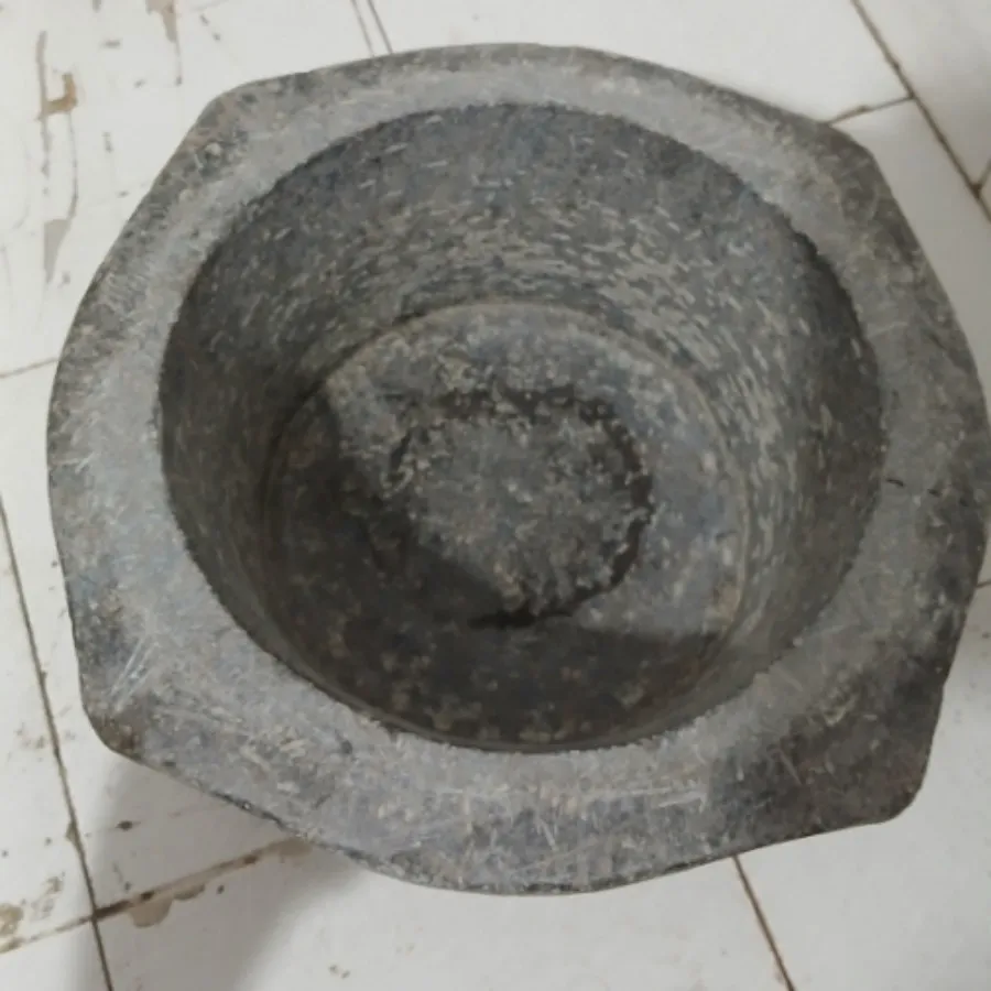 هاوان سنگی قدیمی