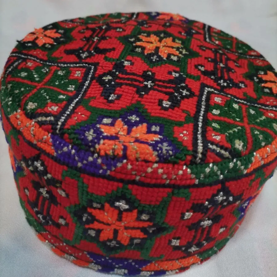 کلاه سنتی سوزن دوزی