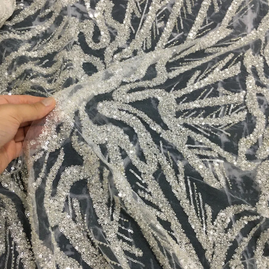 پارچه پولک‌دوزی