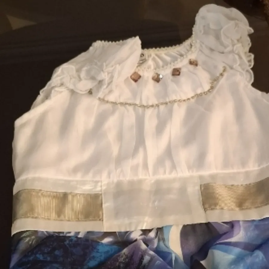 پیراهن دخترانه