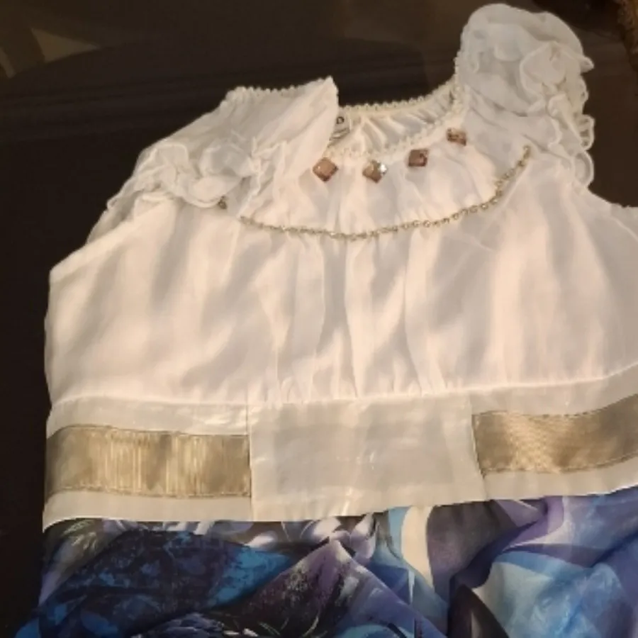 پیراهن دخترانه