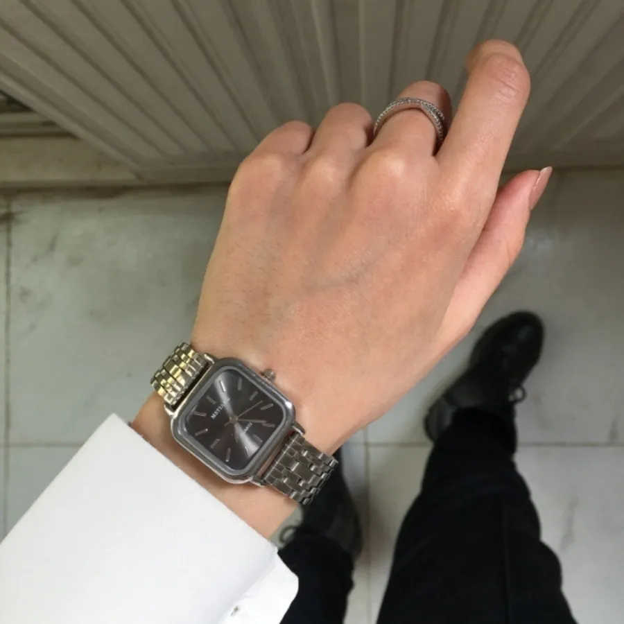 ساعت مچی زنانه آچنگی مربع