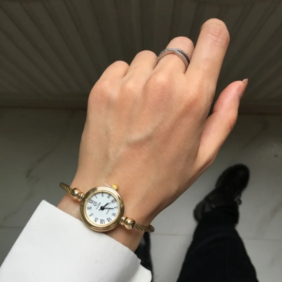 ساعت مچی زنانه بنگلی