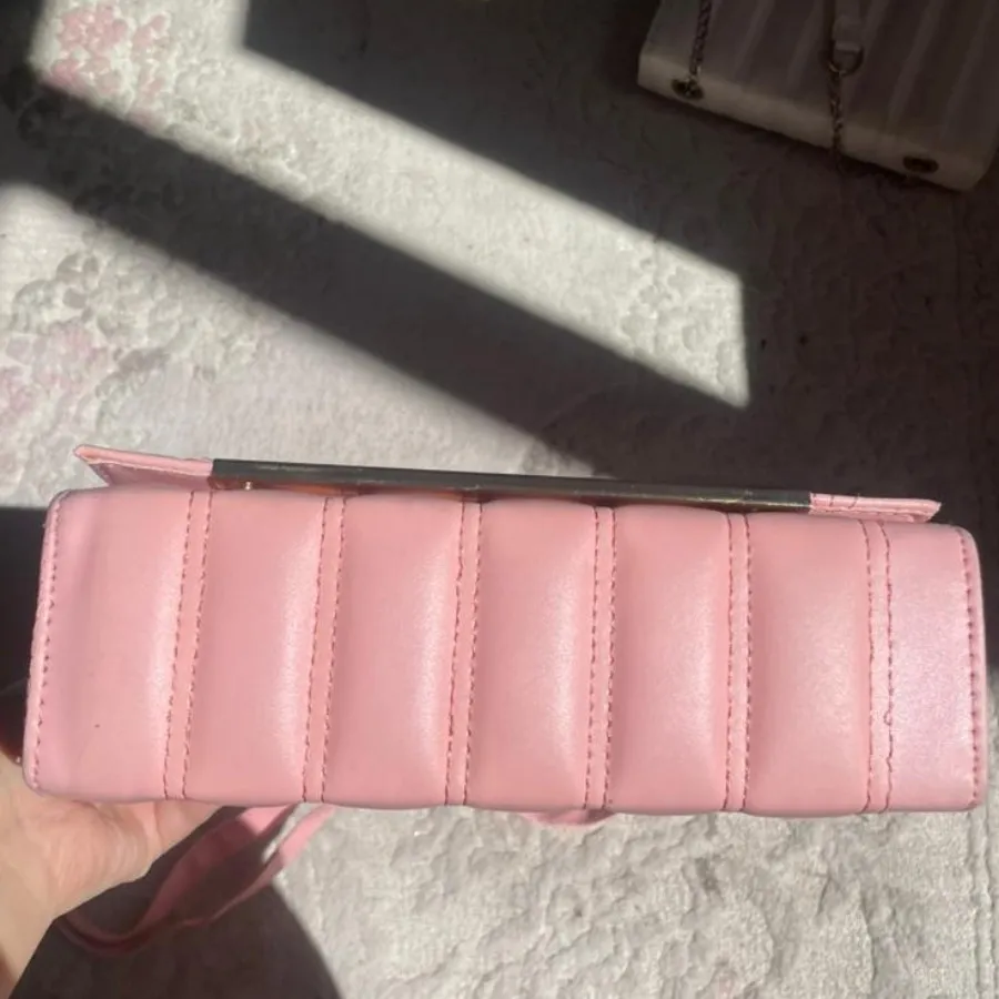 کیف صورتی نو