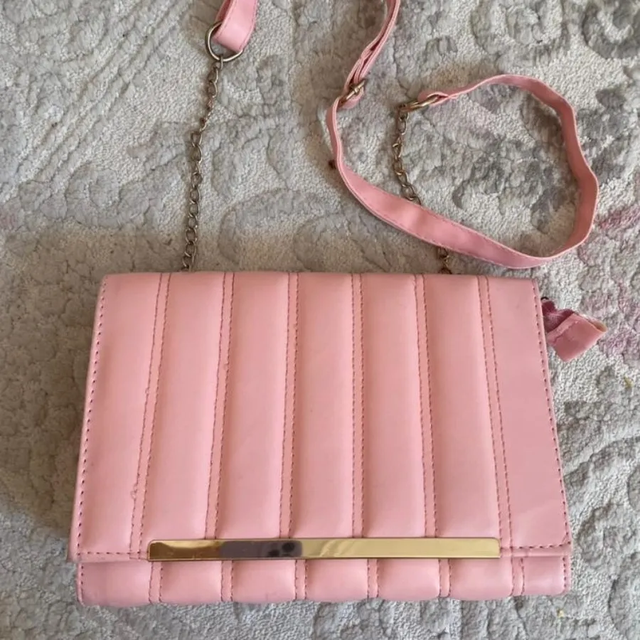 کیف صورتی نو