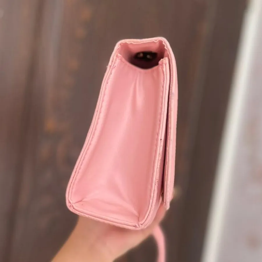 کیف صورتی نو