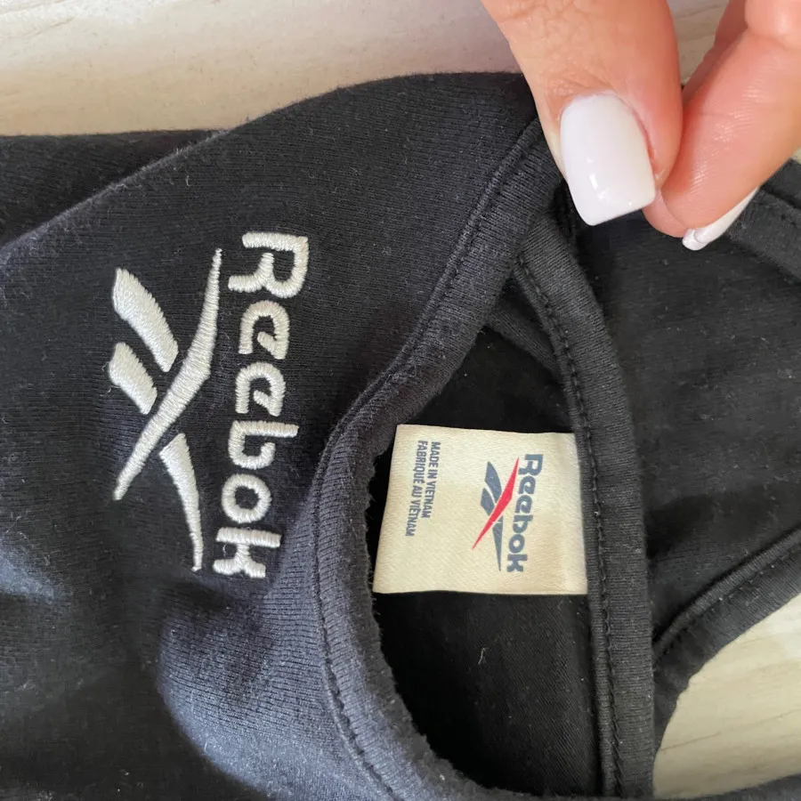 نیم تنه reebok