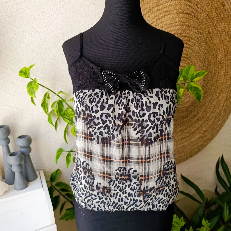 تاپ دخترانه