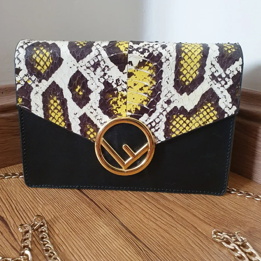 کیف تمام چرم فندی