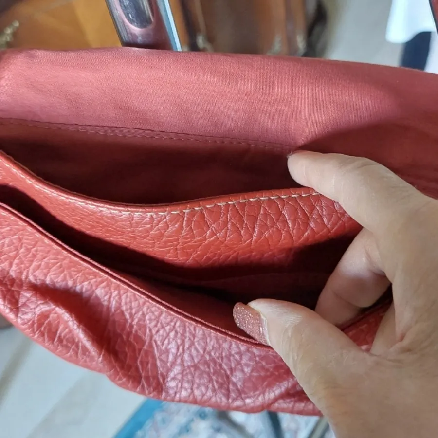 کیف ( ورق بزنید )