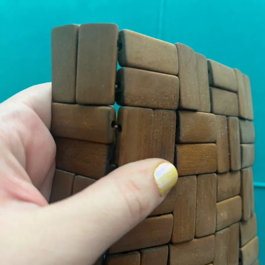 زیر قابلمه ای چوبی